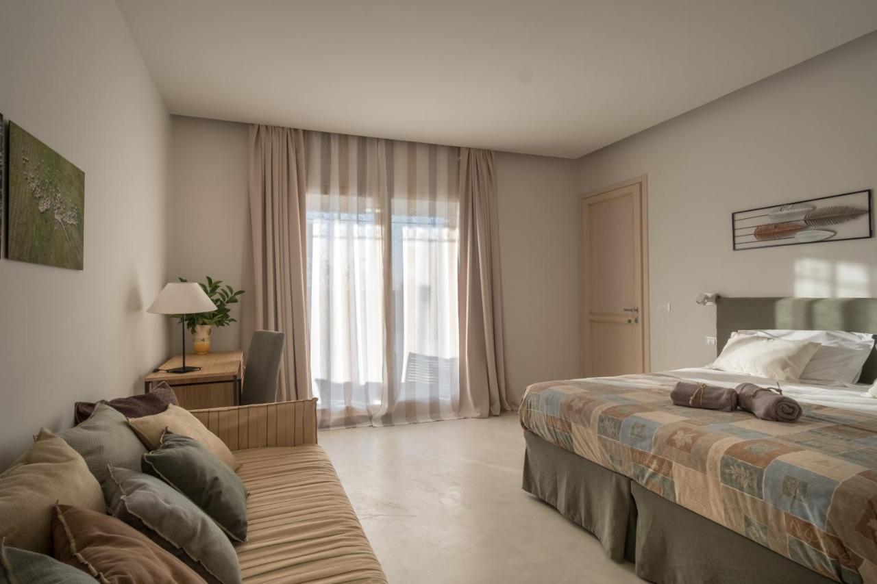 Tenuta DonnAnna Galatone Bagian luar foto