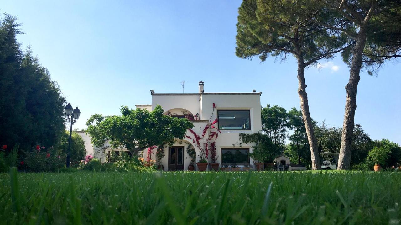Tenuta DonnAnna Galatone Bagian luar foto